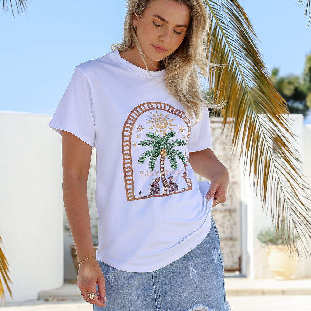 
                      
                        Arlow Boutique women's clothing Australia easy tiger print t-shirt white 
                      
                    