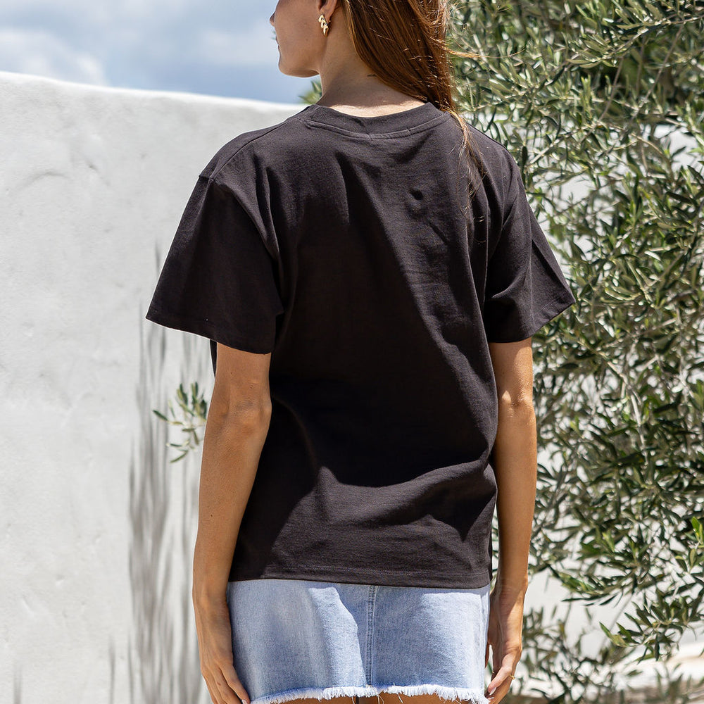 Women's All About Eve Palm Desert Box Tee in Washed Black | Arlow Boutique
