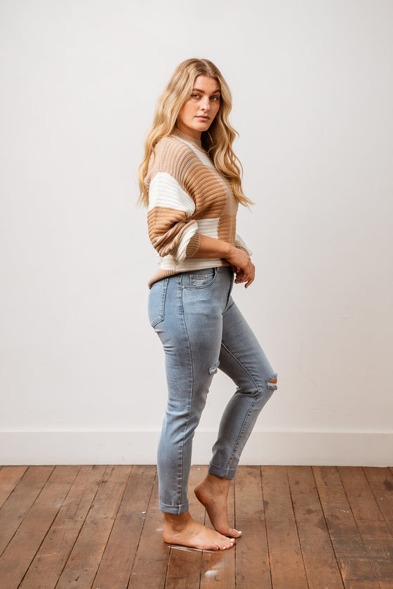 Stay cosy in the Westland Knit Jumper! Featuring a crew neck, mid body length in a light weight wool blend. An effortless cool piece. Available from arlowboutique.com.au