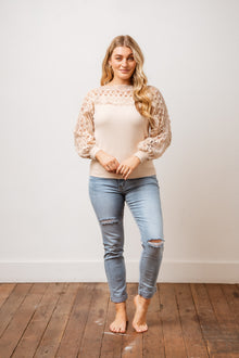  The Amirah Top is a great mix of comfort and style. Featuring a knit fabric, lace detailing across the shoulders and sleeves. A gorgeous option to wear out on date night or a fun night with the girls. Available from Arlowboutique.com.au