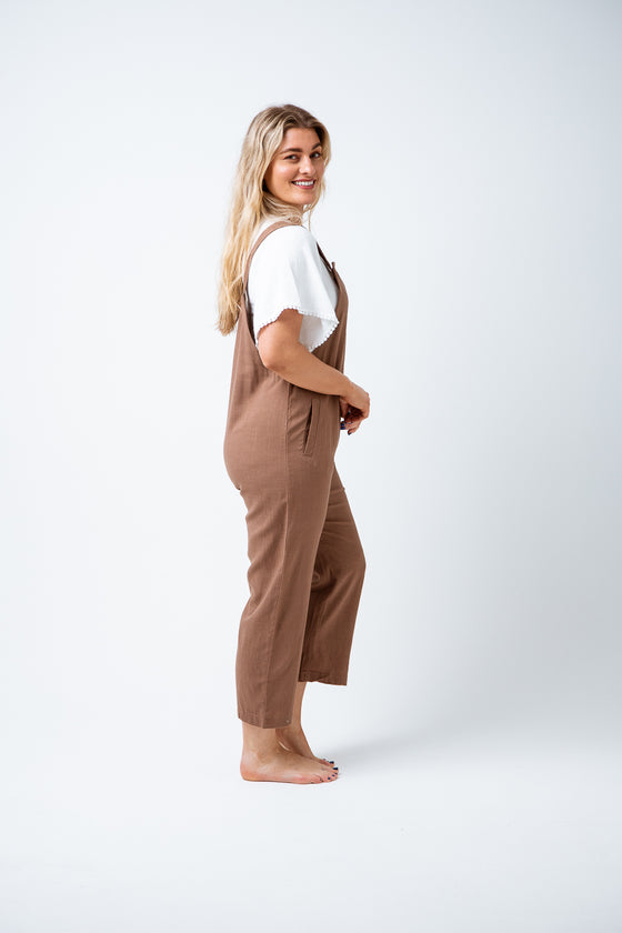 We're loving the easy fit of our Lauretta overalls. Features a loose shape, button front straps with side pockets. A great shape for women wanting something for those relaxing days. Available from www.arlowboutique.com
