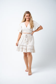  The Poppy Skirt is one of our fave skirt shapes of the season. Featuring an elastic waist for ease of fit and tie at the waist, delicate crochet trimming and a two tiered flippy skirt hem. A great item for a weekend away or as a easy wearing beach throw over. Available from www.arlowboutique.com