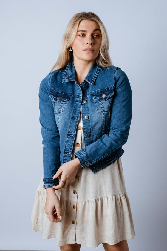 A go-to style your wardrobe is calling for! The Brea Denim Jacket is the ultimate trans-seasonal piece, cropped stretch denim, button through front, perfect for layering. Available from arlowboutique.com.au